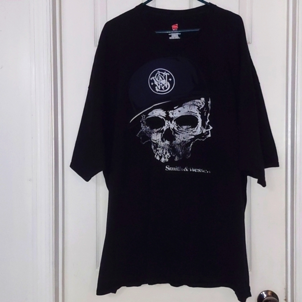 Smith and Wesson Hanes tshirt